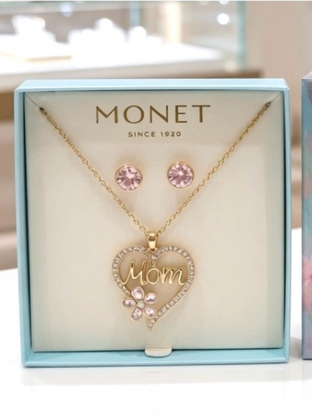 Monet Mom Earring & Necklace Gift Set-NEW - Picture 2 of 5